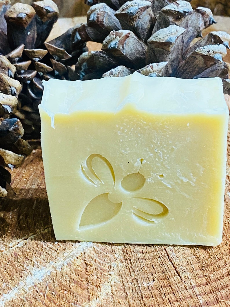 Mountain Man Beard Shampoo Body Bar Moisturizing Conditioning Beard Wash Organic Skincare for Men Plastic Free Zero Waste Palm Oil Free image 3