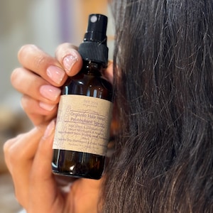 Organic Hair Protectant Spray | Heat Protectant | Protect from Styling Damage & UV Rays | For Soft, Shiny, Frizz-Free Hair |  Nourish Hair