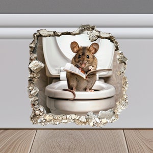 Muis zit op toilet in sticker muisgat, sticker muis leest in muisgat, 3D-muursticker muisgat, realistische muursticker muis,