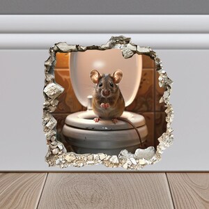 Muis zittend op toilet in muisgat sticker, muis lezen in muisgat sticker, muis gat 3D muursticker, realistische muis muur sticker,