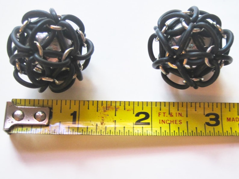 scab picking fidget toy