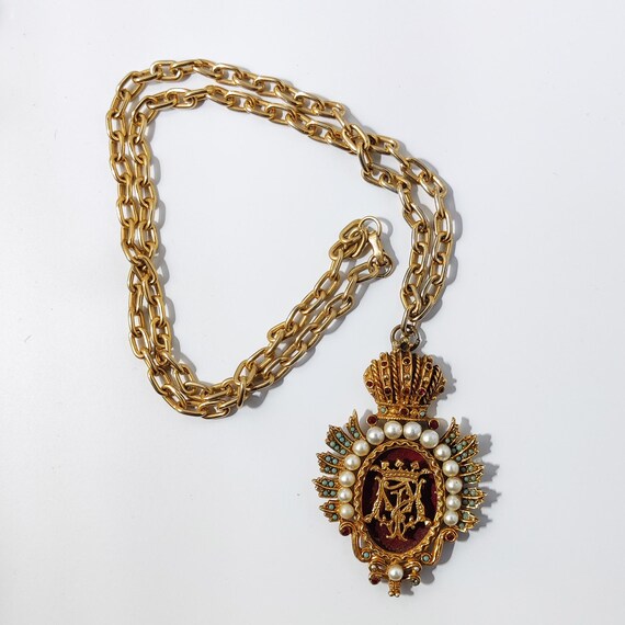 Vintage Signed ART Renaissance/Victorian Revival Heraldic Pendant Necklace