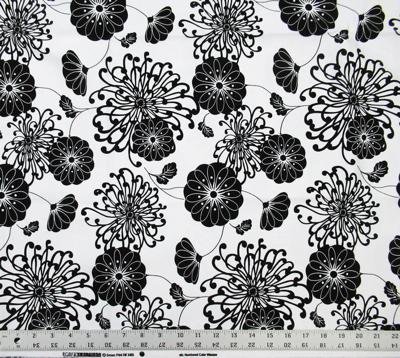 Robert Kaufman Cotton Spandex Apparel Stretch Twill Black White Floral Medium Weight 38L x 51W