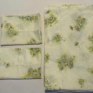 Vintage Daisy Floral Sheet Set: Wondercale Springmaid Double Full, 2 Pillowcases
