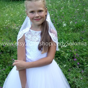 First Communion Veil, Holy Communion, Lace Communion Veil, white Flowergirl veils Little girls veil Mantilla Communion white Lace girl veils 画像 9