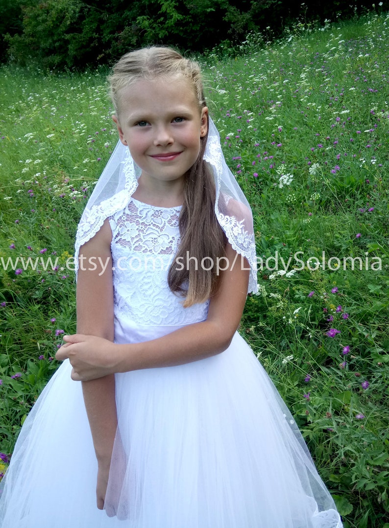 First Communion Veil, Holy Communion, Lace Communion Veil, white Flowergirl veils Little girls veil Mantilla Communion white Lace girl veils image 9