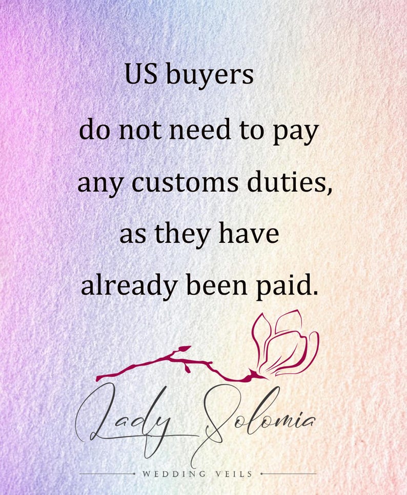 Puede incluir: Un fondo texturizado con un suave degradado de morado, rosa y naranja. El texto dice: US buyers do not need to pay any customs duties, as they have already been paid. Debajo hay una ilustraci&oacute;n floral rosa oscuro y el texto Lady Solomia.