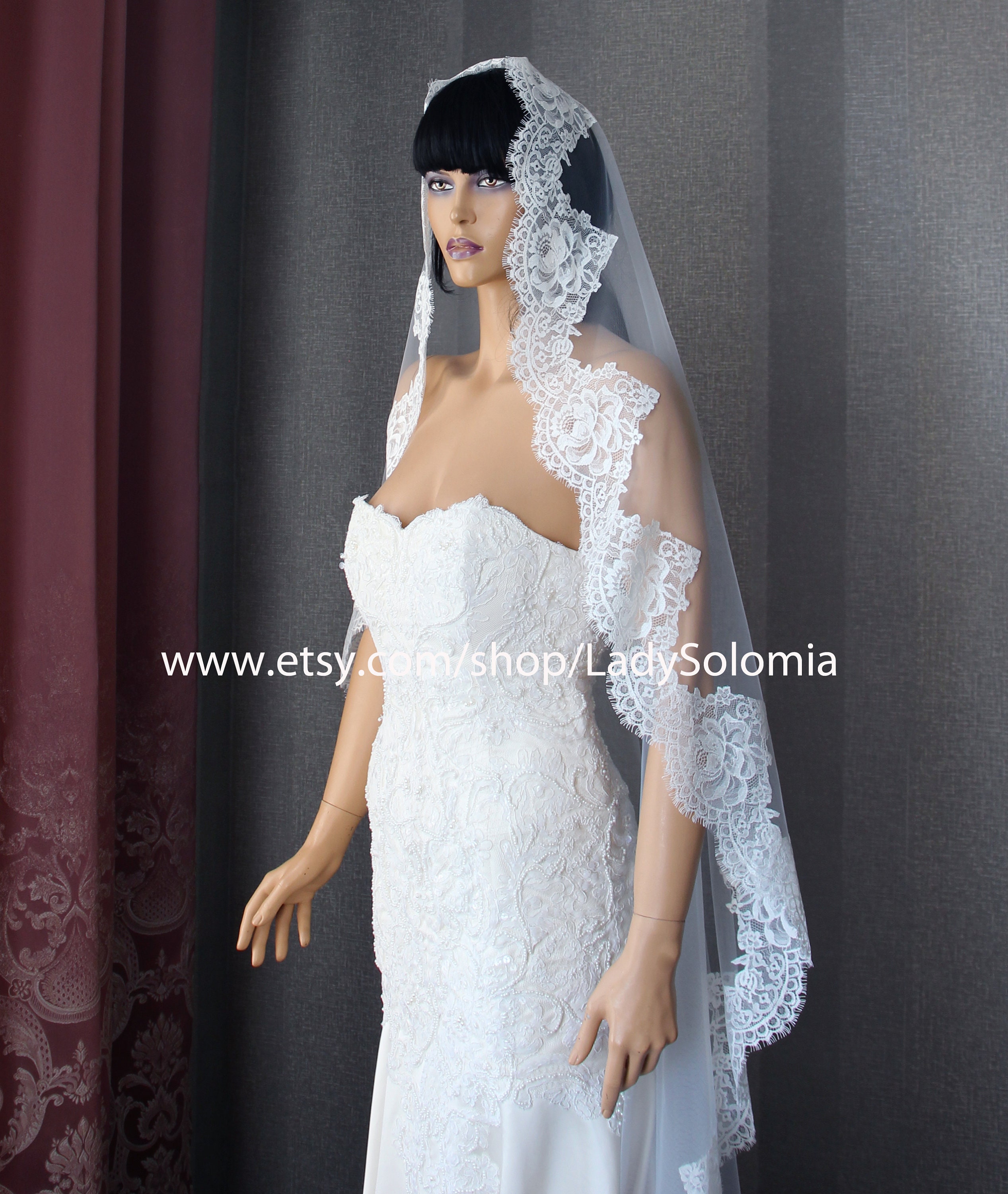 The Mantilla Company Antonia Ivory Lace Veil | Spanish Lace Wedding Mantilla Gathered Blusher / Floor