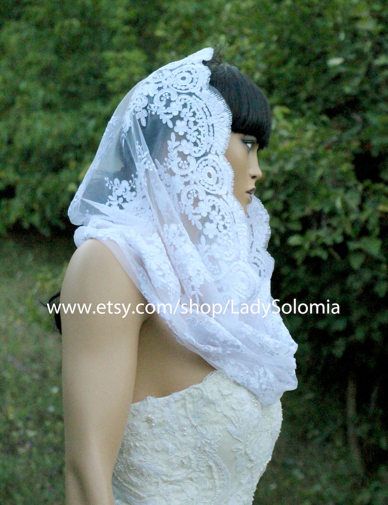White Catholic Veil Catholic Chapel Veil, White Bridal mantilla Lace Head Covering Religious Head Covering Lace Wedding scarf
