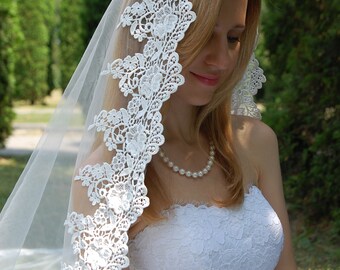 Light Ivory Cathedral Wedding Veil 108 display picture 2
