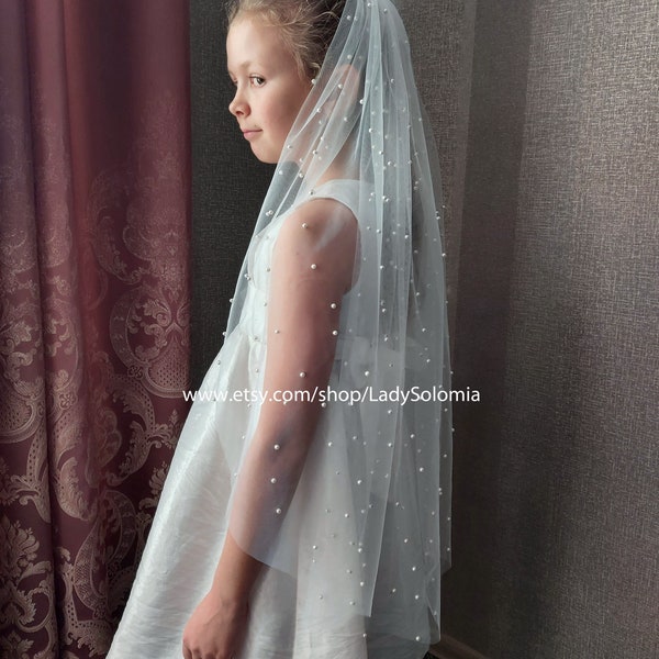 Pearl First Communion Veil white and light ivory, Holy Communion with pearl, Flower girl veils, Little girls pearl veil