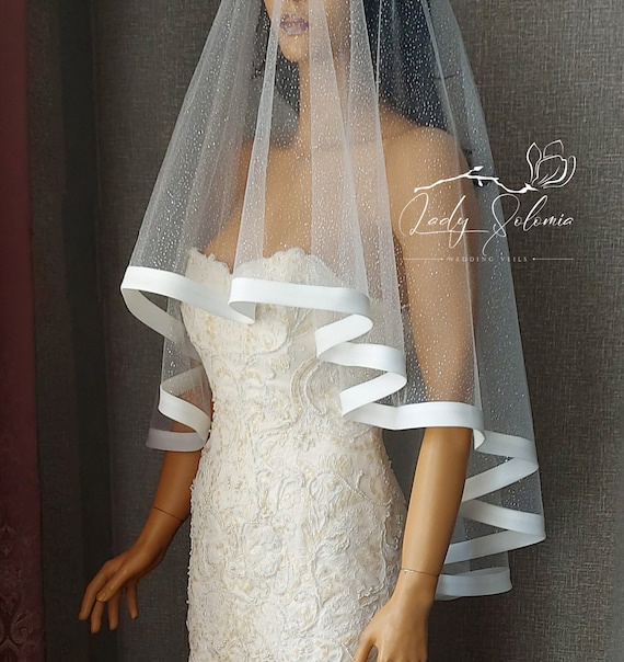 Sparkled Edged Veil Long Fingertip Sparkling Beaded Lace Edge Wedding Veil main image 4