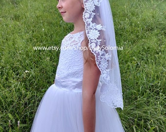 First Communion Veil, One tier communion veil, Holy Communion, Lace Communion Veil, Flower girl veils, Little girls veil, Communion Mantilla