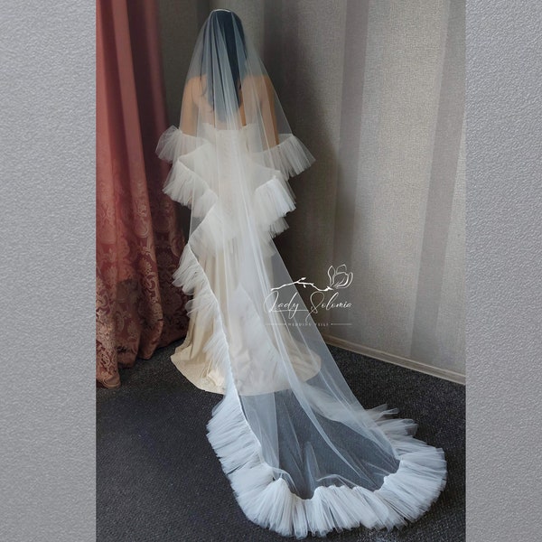 Fluffy ruffled wedding veil unusual Fringe tassel veil Frill tulle veil Ruffled edge veil with blusher Ruffled edge veil Ruffle boho veil