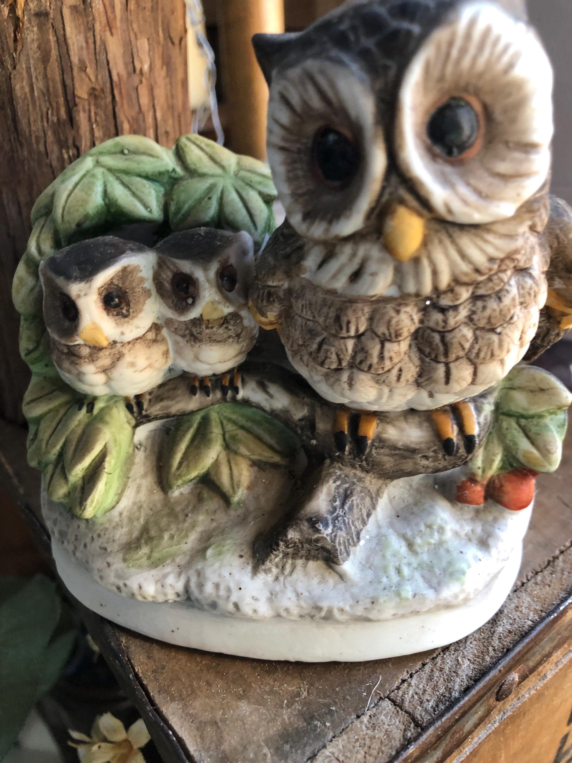 porcelain Homco owl family parent and babies 4 inch tall