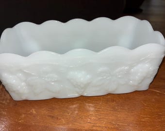 Vintage anchor hocking fire king glass grape pattern rectangular planter