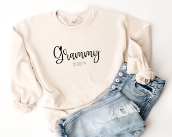 Grammy Sweatshirt EST 2022 | Grammy Crewneck | Grandma Sweater | Gift for Grandmother | Pregnancy Announcement | New Grandma Gift