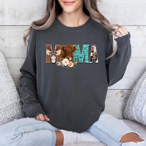 Highland Cow Mama Shirt | Long Sleeve Comfort Colors T-shirt | Western Theme Shirt for Mama | Family T-shirts | Maternity Shirt | Mom Gift