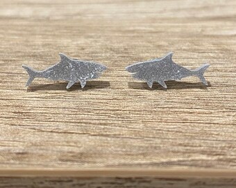 Shark earrings, perfect gift for mom, cute earring studs, earrings sets, summer earrings, gifts for her, cute earrings, birthday gift