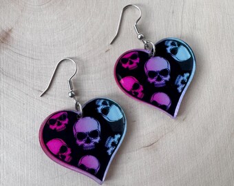 Skull dangle earrings, Halloween accessories , spooky earrings, halloween earrings, gifts for her, fall earrings, fall jewelry, hearts