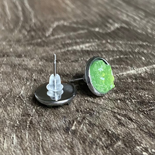 august birthstone, birthday gifts, birthstone earrings, green stud earrings, gifts for her, birthday earrings, faux druzy earrings, peridot