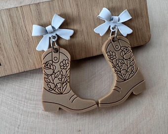 cowboy boot earrings, cowgirl earrings, cute earring dangles, bachelorette party,gifts for her, birthday gift, Nashville bachelorette