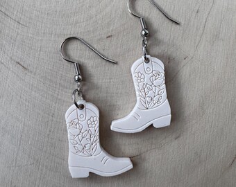 cowboy boot earrings, cowgirl earrings, cute earring dangles, bachelorette party,gifts for her, birthday gift, Nashville bachelorette
