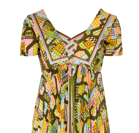 1970s Hardy Amies Pleated Abstract Print Dress Wi… - image 4