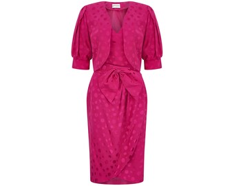 Abito rosa con cintura di Gail Hoppen degli anni '90