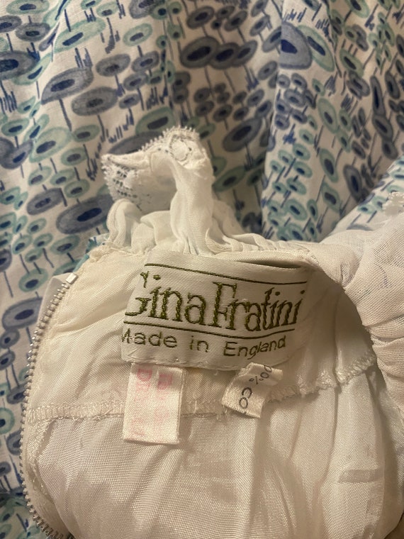 1970s Gina Fratini White and Blue Floral Cotton M… - image 6