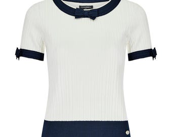 Vintage 1990s Chanel Boutique Women White Tshirt Small 90s Chanel