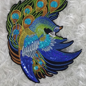 Máquina Applique bordado Iridescent azul lentejuelas peacock Motif Embellishment