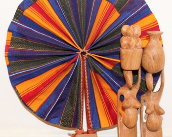 Leque de couro feito à mão africano