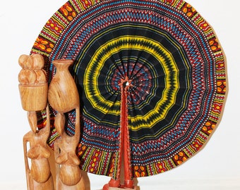 Leque de couro feito à mão africano