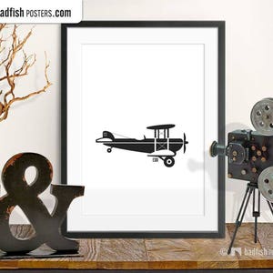 Crop Duster Print, North By Northwest, Movie Poster, Minimalist, Digital Art, Wall Art Decor, Movie Lovers Gift, Black & White, Cinephilia