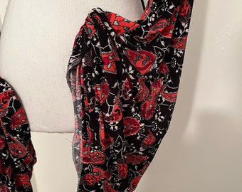 Boho chic sweater  sleeves