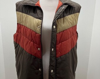 Vintage men’s zip front nylon vest 90s