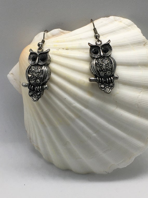 Owl Dangle Drop Vintage Earrings Metal and Black S