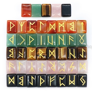 Cuentas de letras rúnicas de 15 x 20 mm, letras rúnicas de piedras preciosas de varios tipos, letras rúnicas de piedras preciosas naturales, juego de 25 piedras preciosas rúnicas grabadas, venta al por mayor, B1018