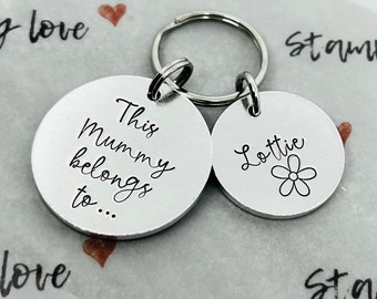 Belongs To Keyring Personalised Mum Mummy Auntie Nan Nanny Granny Grandma Hand Stamped Gift for Her Mothers Day Floral Birthday Christmas