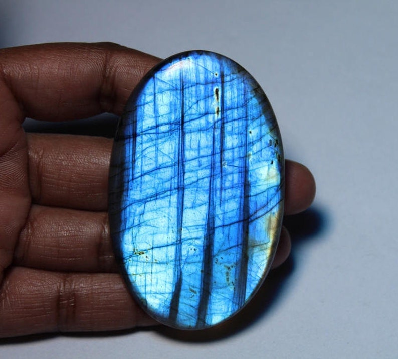 Blue Labradorite cabochon 159 Cts. 64 x 41 mm #4154