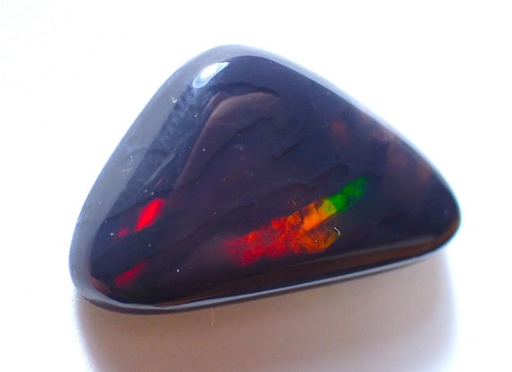 Lightning Ridge Black Opal
