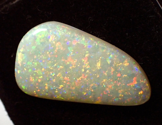 5ct  Quality Australian Crystal Opal