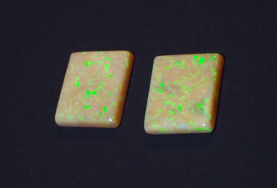 18.48ct  - Perfect pairs - Australian Honey Opal