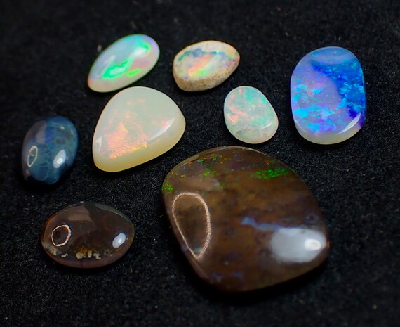 8.20ct Australian Opal Assorted Stones. 8 Pce