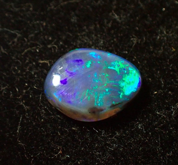 Australian Crystal Opal - 0.80ct