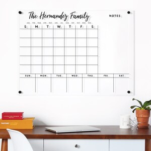 Acrylmaandkalender met weekweergave | Doorzichtige, droog uitwisbare wandkalender | Gepersonaliseerde acrylwandplanner met gepolijste randen