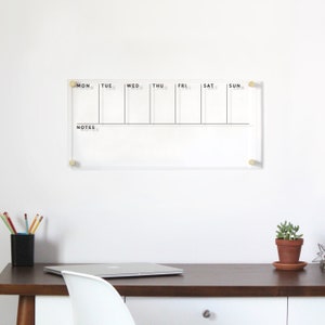Acrylkalender met KORTING | Droog wissen Lucite muurdecoratie | Heldere kalender met gepolijste randen | Kan niet worden geretourneerd vanwege een afdrukfout
