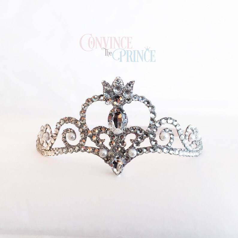 Free Free Quinceanera Crown Svg 229 SVG PNG EPS DXF File