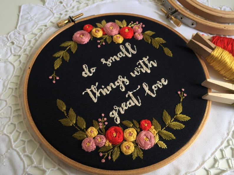 Hoop Art, Floral Embroidery, Personalized Gift, Broderie, Hand Embroidery, Birthday Gift, Wall Hanging Sign, Embroidery Hoop Art, Home Decor image 2